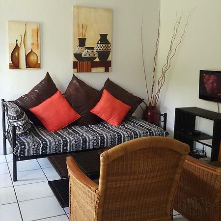 Sunshine Self Catering Apartment Mbombela Exterior photo