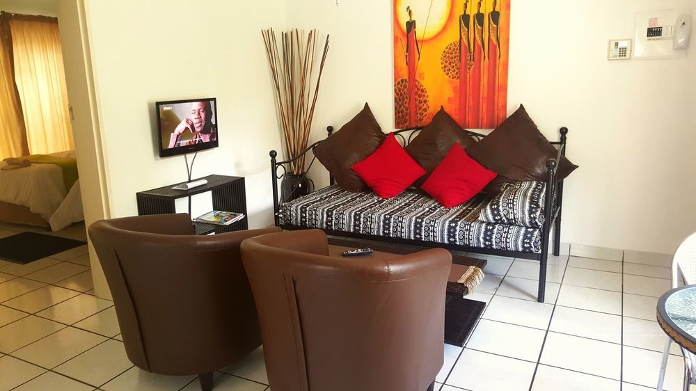 Sunshine Self Catering Apartment Mbombela Exterior photo